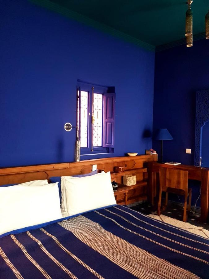 Riad Laly Tourisme Eclaire Le Bijou De La Medina Marrákes Szoba fotó
