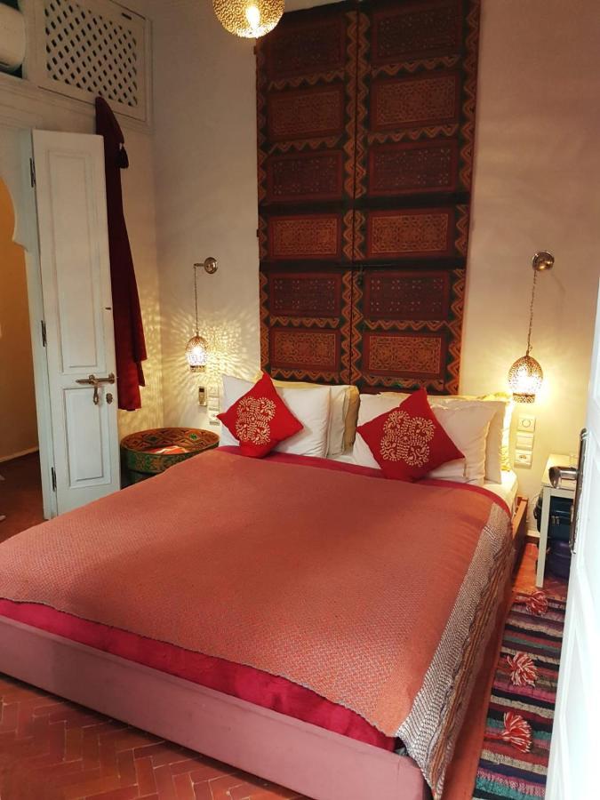 Riad Laly Tourisme Eclaire Le Bijou De La Medina Marrákes Kültér fotó