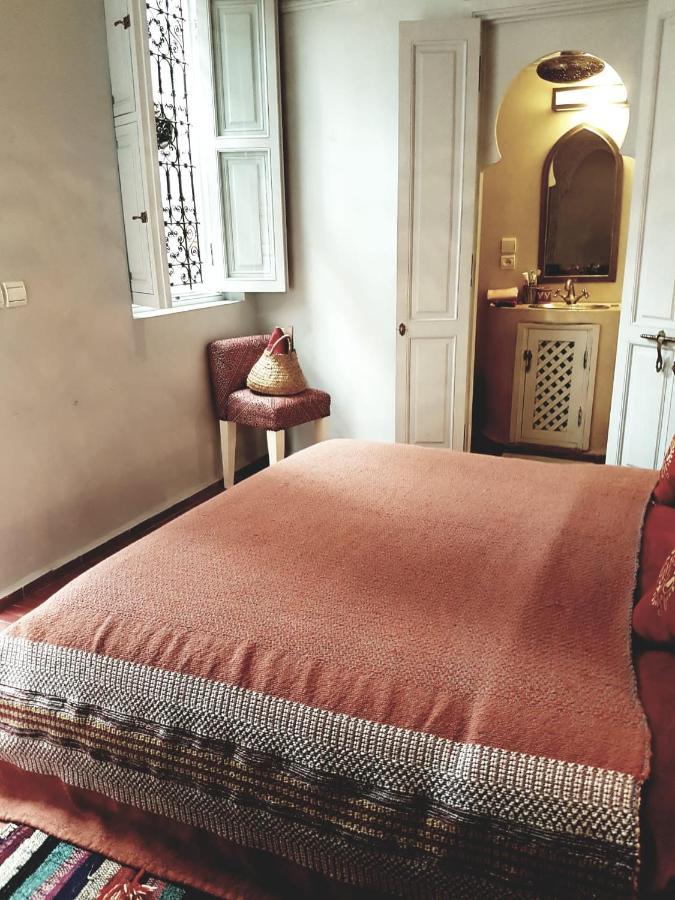Riad Laly Tourisme Eclaire Le Bijou De La Medina Marrákes Kültér fotó