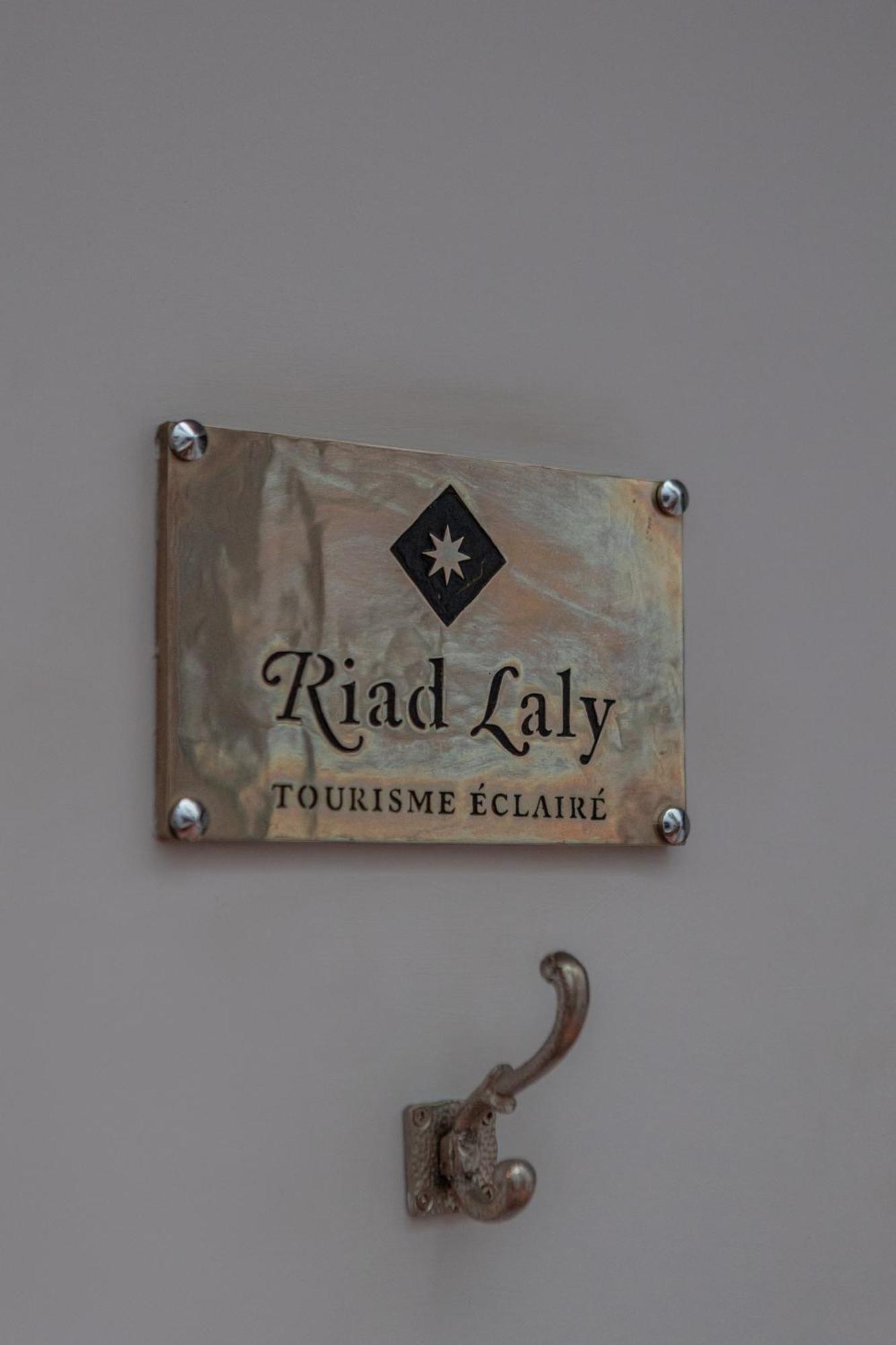Riad Laly Tourisme Eclaire Le Bijou De La Medina Marrákes Kültér fotó