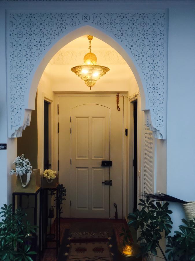 Riad Laly Tourisme Eclaire Le Bijou De La Medina Marrákes Kültér fotó